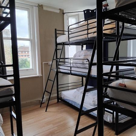 Bell House Hostel 런던 외부 사진
