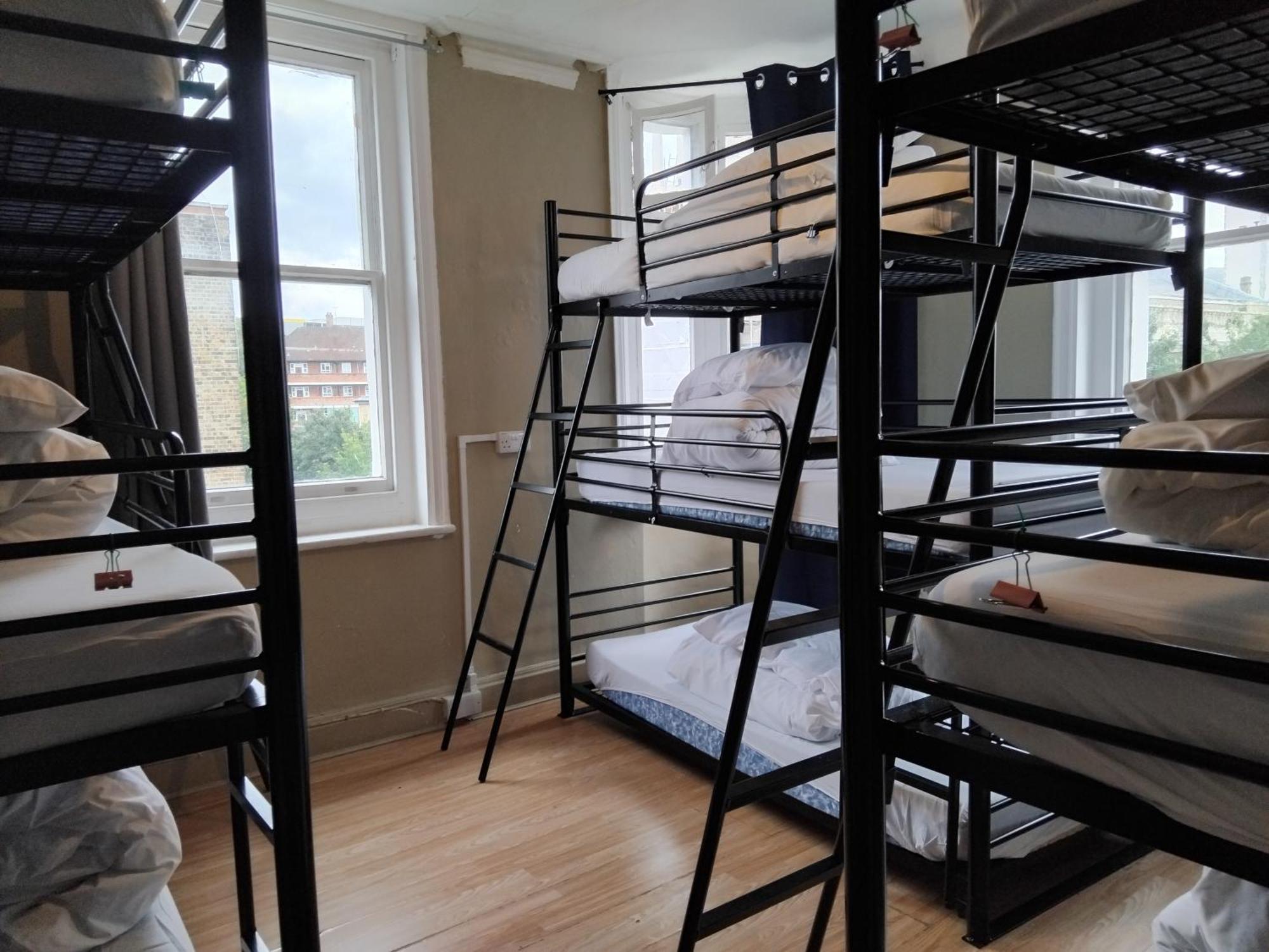 Bell House Hostel 런던 외부 사진